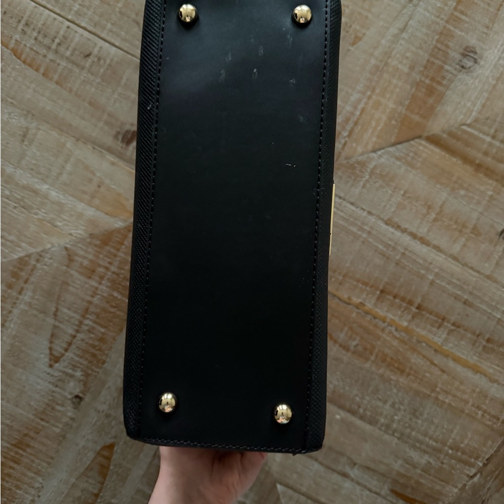 Handbag - Picture 3 of 6